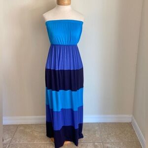 Soprano Strapless Maxi Dress